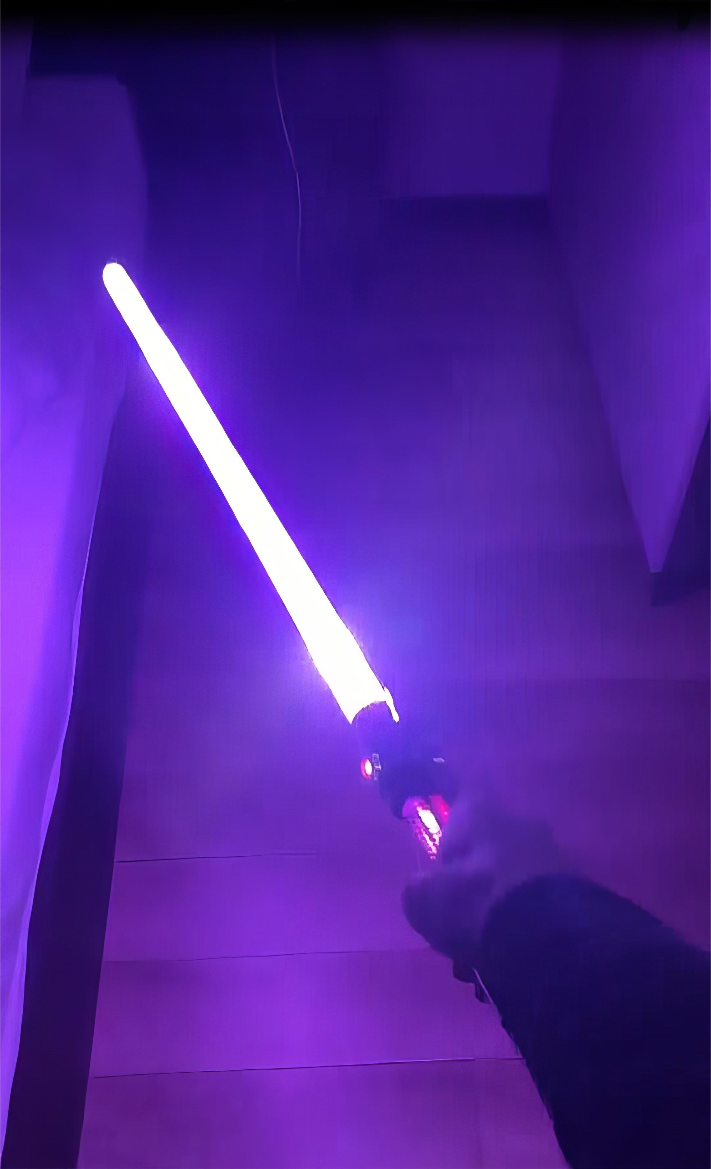 Starkiller：Become a Jedi or Sith and take the fate of Star Wars into your hands.